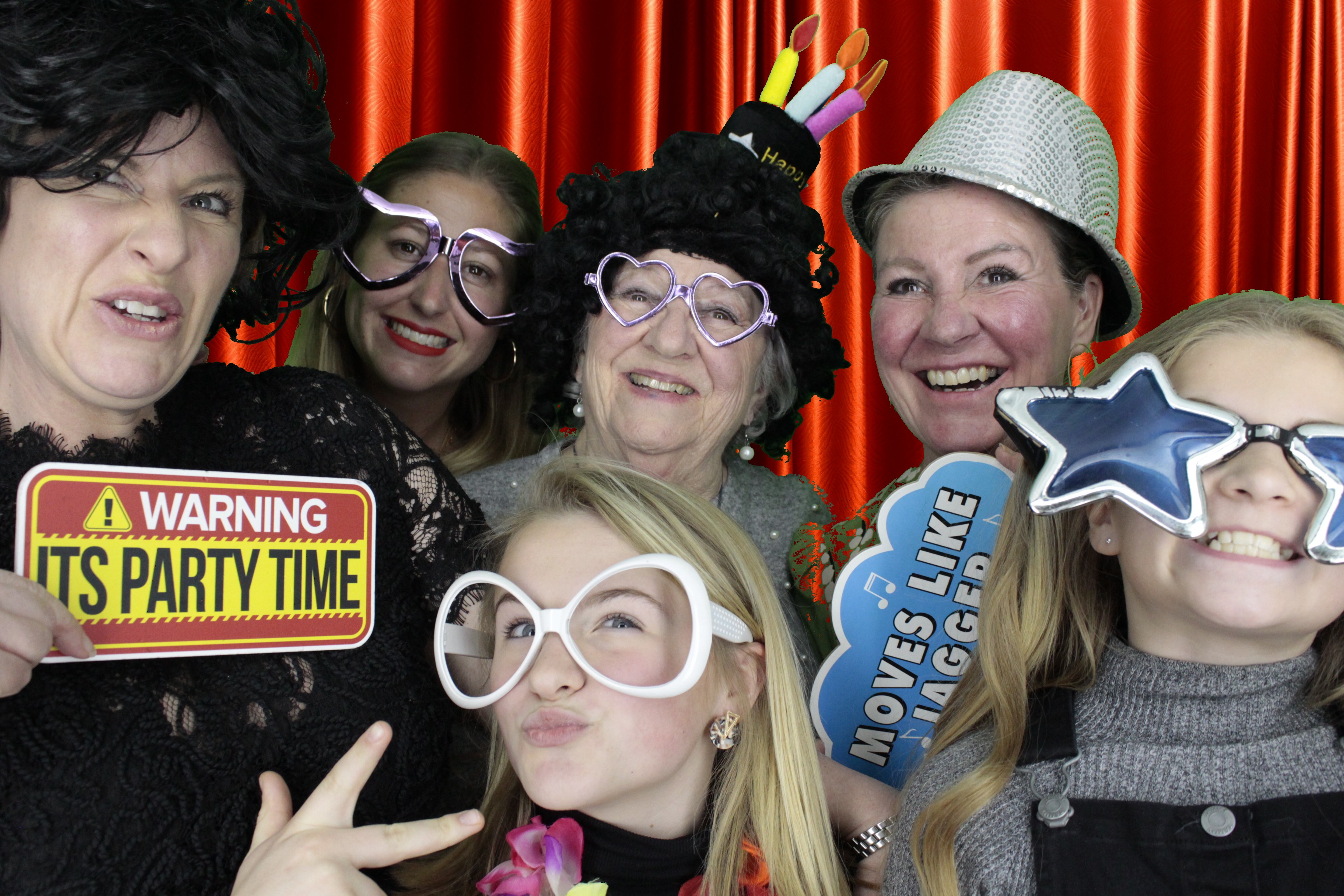 Steve's 65th & Susan 60th Birthday | View more photos from the event at gallery.myphotoboothexperience.co.uk/u/MyPhotoBoothExperienceLtd/Steves-65th-Susan-60th-Birthday